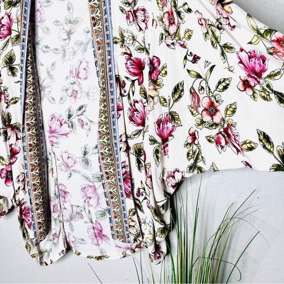 Anthropologie Idalia Floral Kimono Jacket by Akemi + Kin - Picture 5 of 6
